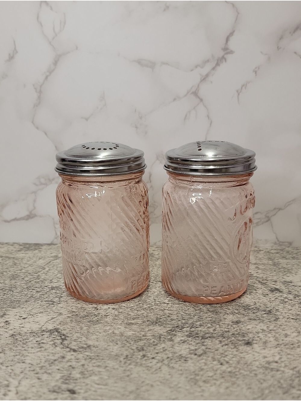 Pink Jumbo Elephant Salt and Pepper shaker set - Picture 5 of 9